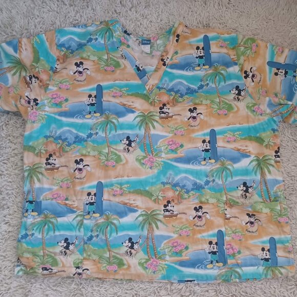 Disney Scrub Top 3XL Mickey Mouse Tropical Hawaiian Surf Print 100% Cotton V-Nec - Picture 1 of 4